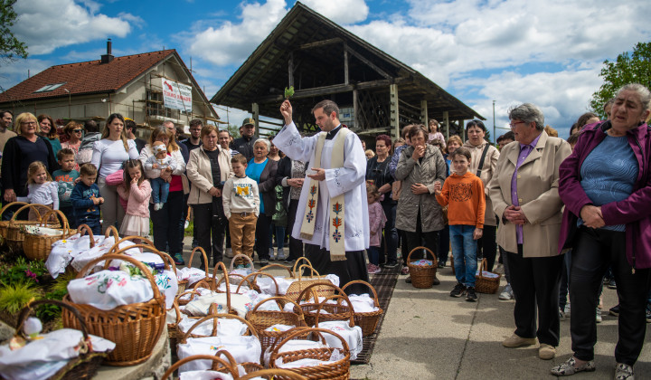 Blagoslov velikonočnih jedil (foto: Rok Mihevc)