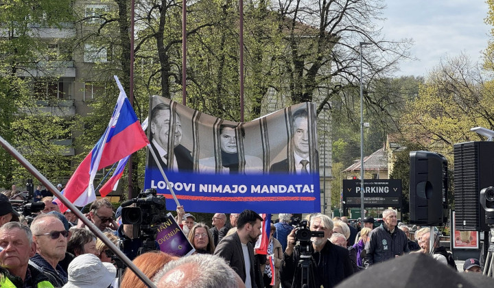 Shod na Trgu republike (foto: Rok Mihevc)