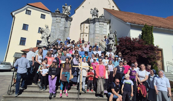 Skupina iz smeri Markovci (foto: ARO)