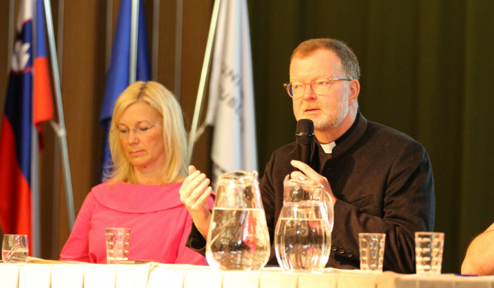 Dr. Tanja Repič Slavič in dr. Hans Zollner (foto: Danijel Petrič)