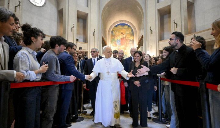 Papež med študenti univerze Le Sapienza (foto: Vatican media)
