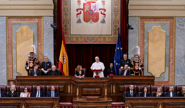Papežev nagovor v španskem parlamentu (foto: Vatican Media)