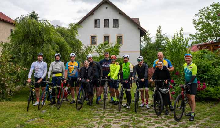 Romarji upanja pri sestrah Cvetki in Ahcili (foto: Rok Mihevc)