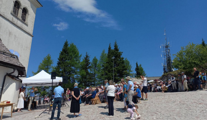 Romanje treh Slovenij na Višarjah (foto: FB Rafaelova družba)