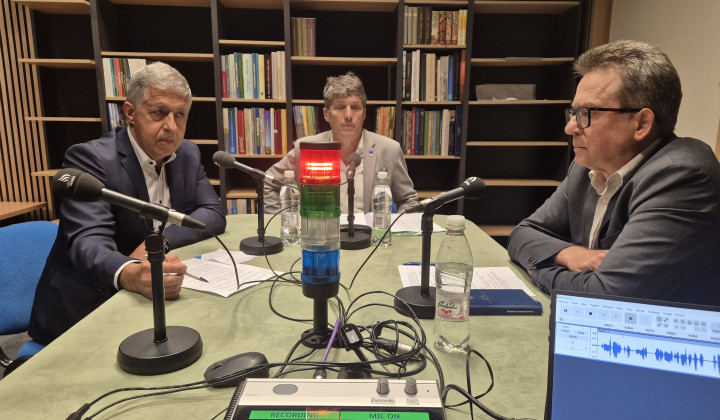 Gostje v studiu Žakelj, Sajovic, Černač (foto: ARO)