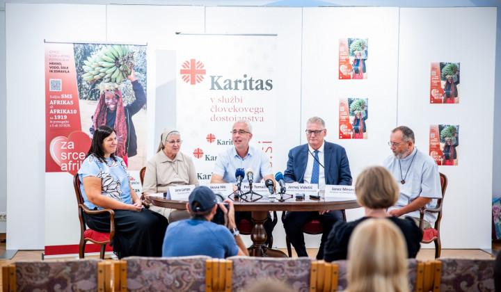 Novinarska konferenca Slovenske karitas (foto: STA/Siniša Kanižaj)