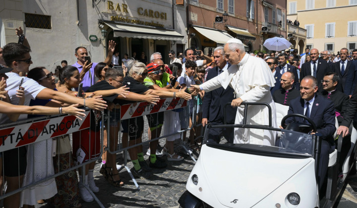 Papež Leon XIV. (foto: Vatican Media)