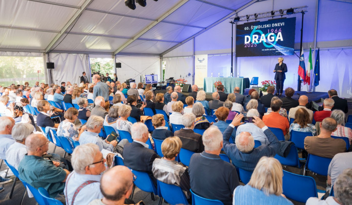 Študijski dnevi Draga v parku Finžgarjevega doma  (foto: Boštjan Podlogar / STA)