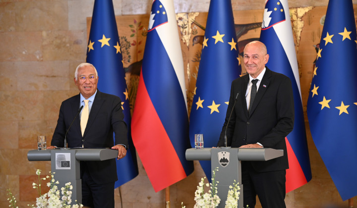 Antonio Costa (levo) in Janez Janša (desno) (foto: X/@vladaRS)