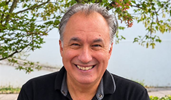 Avtor zgodbe, scenarija, besedil pesmi in režiser je naš sodelavec Marjan Bunič (foto: Urša Sešek)