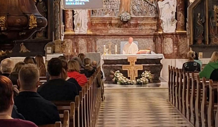 Sveta maša za pare, ki se soočajo z neplodnostjo (foto: Simona Hari)