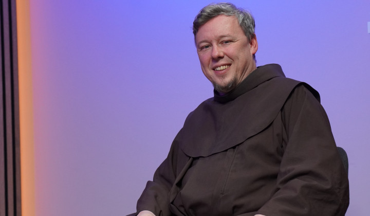 P. Andraž Arko: 'Vera, to ni le razumsko priznavanje Boga. To ni še nič.' (foto: ARO)