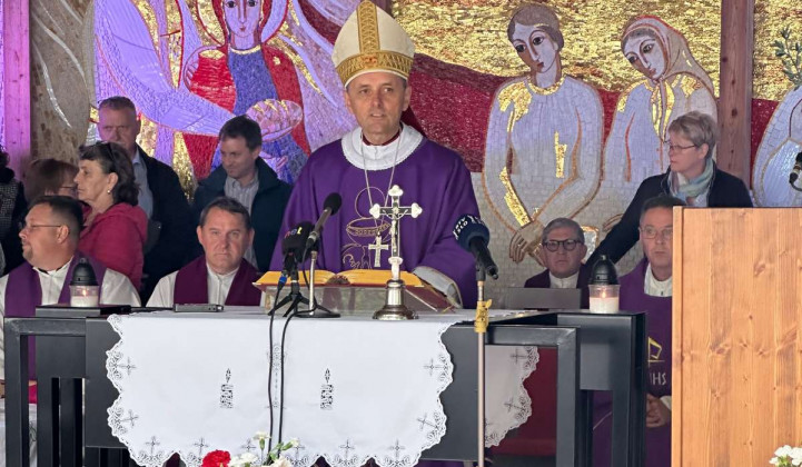 Škof Andrej Saje (foto: Aleš Kocjan/STA)