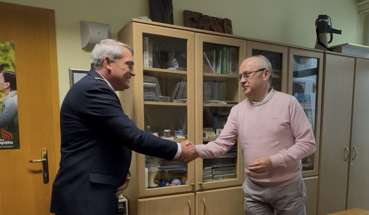 Predsednik Gasilske zveze Slovenije Janko Cerkvenik in direktor Radia Ognjišče Franci Trstenjak (foto: ARO)